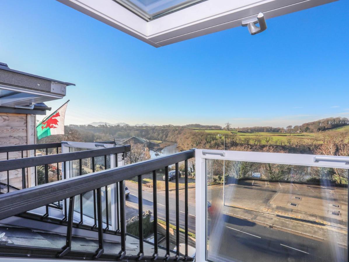 דירות קרנארפון Bryn Min Manton Penthouse מראה חיצוני תמונה